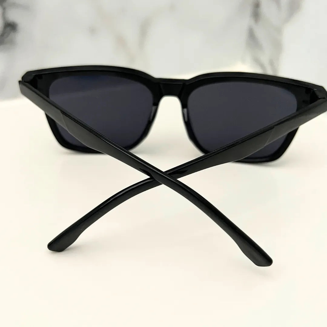 Sunglasses (adult)
