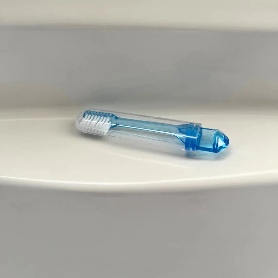Toothbrush (collapsible medium bristle)
