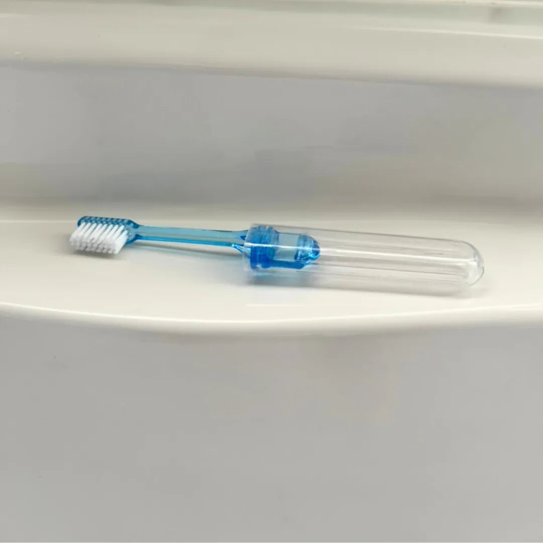 Toothbrush (collapsible medium bristle)